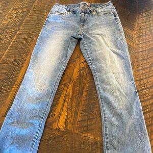 Cabi Jeans -size 8 High & Straight style